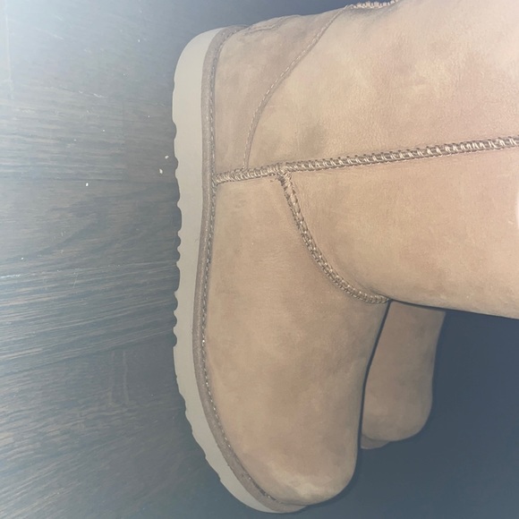 Ugg big kids classic || weather boot New ! - Picture 10 of 12